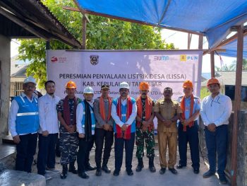 Kado Spesial HUT RI Ke-78, PLN Nyalakan Listrik 21.369 Rumah di Maluku dan Malut
