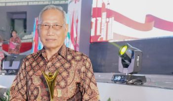 Meraih LifeTime Achievement Award
