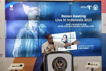 Sandiaga Sokong Ronan Keating Kolaborasi dengan Putri Ariani