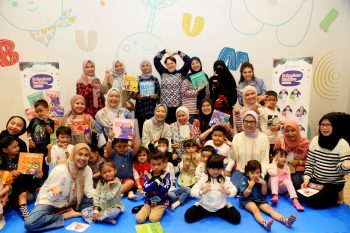 Pentingnya Peran Orang Tua Dalam Membentuk Karakter Anak Melalui Buku Cerita