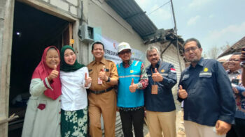 Pemerintah Wujudkan 913 RT Pasang Listrik Gratis di Bojonegoro