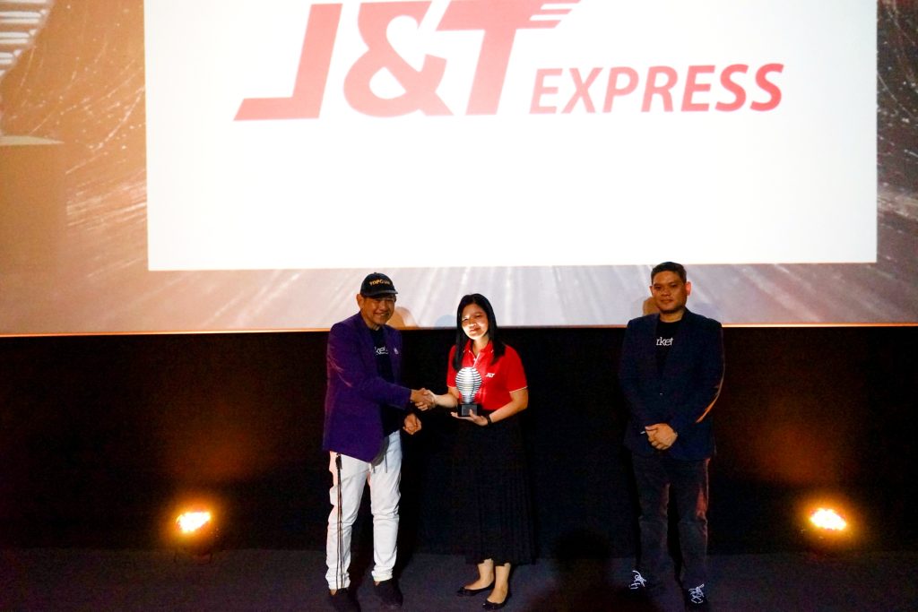 J&T Express Raih Penghargaan Marketeers Editor’s Choice Award 2023