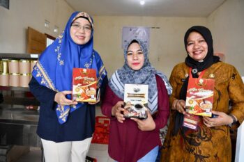 KemenKopUKM: UKM Kembangkan Produk Unggulan Daerah