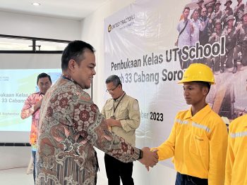 UT School Membuka Kelas Alat Berat di Sorong