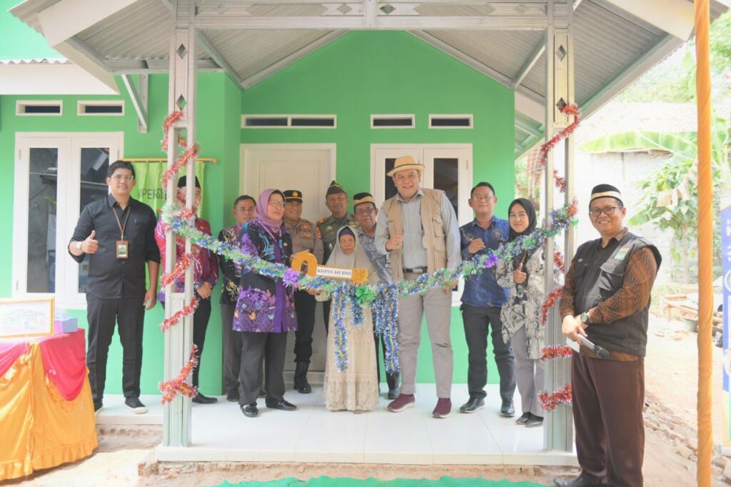 Kopsyah BMI Serahkan Rumah Gratis ke 453 bagi Anggotanya di Rajeg Tangerang