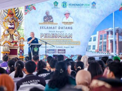 Wujudkan Hilirisasi Produk, KemenKopUKM Resmikan RPB Kakao di Jembrana
