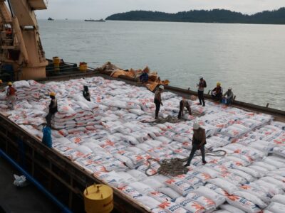 Perum BULOG Jamin Stok Beras Aman saat Nataru 2023-2024