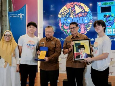 Komib Indonesia Hadirkan Mesin Pemilah Sampah Berteknologi AI