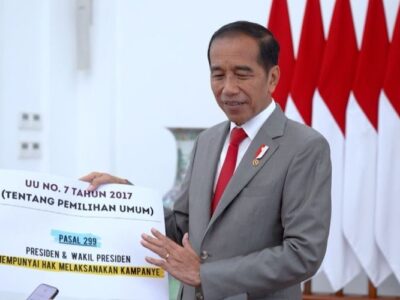 Guntur Soekarno: Kalau Ganjar-Mahfud Menang, Jokowi Mau Diapain Terserah