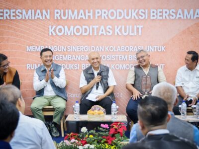 MenKopUKM Dorong Produk Kulit Garut Agar Setara Dengan Brand Italia