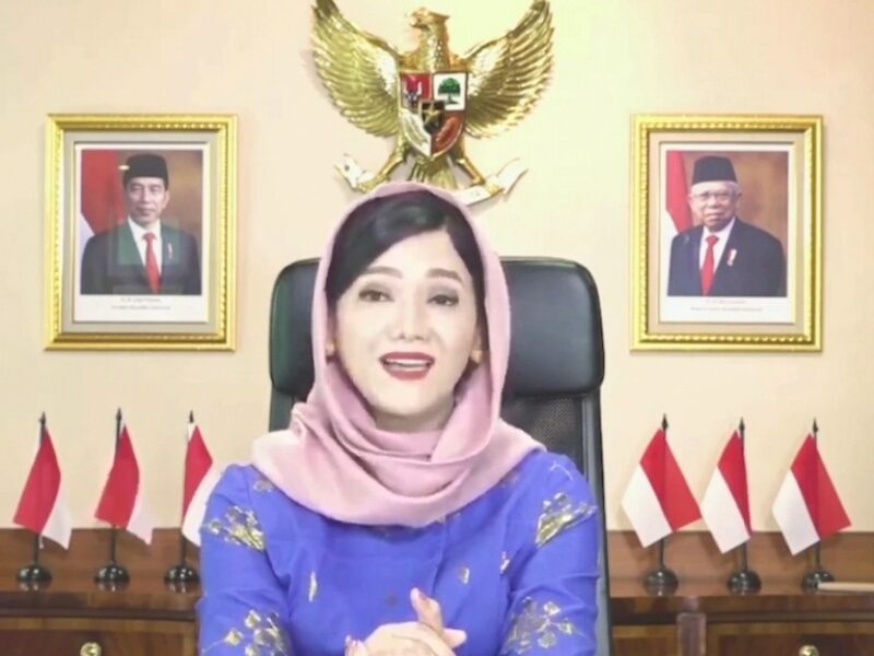 OJK Komitmen Tingkatkan Sektor Jasa Keuangan Syariah