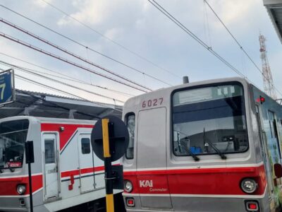 KAI Commuter Line Layani Ratusan Ribu Penumpang Saat Momen Iduladha