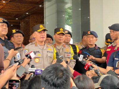 Sambangi KPU, Kabaharkam Polri Pastikan Situasi Aman dan Kondusif