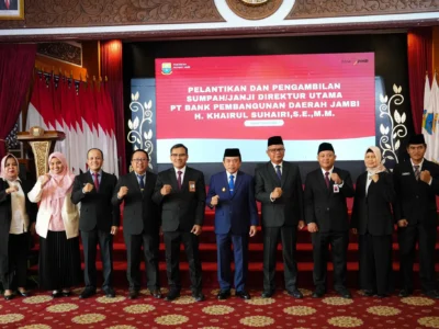Direksi Bank Jambi Diminta Lebih Tanggap dalam Persaingan Sektor Perbankan