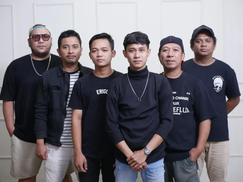 Band Roots Weiler, Wajah Lama Rilis Single Pertama