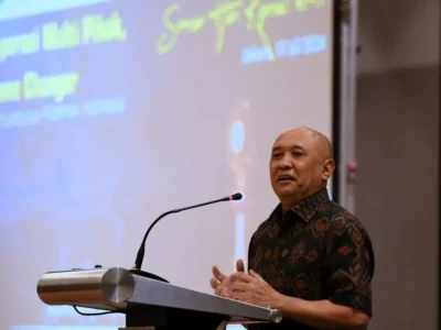 MenKopUKM Teten Tepis regulasinya untuk Liberalisasi Koperasi Indonesia