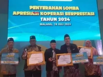 KSPPS BMT Mandiri Sejahtera Jatim Juara 1 Koperasi Berprestasi 2024
