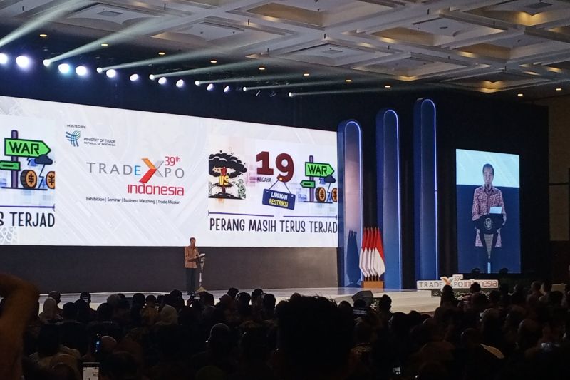 Presiden Tekankan Pentingnya Perlindungan Pasar Domestik dari Persaingan Global