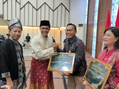 Komitmen dalam Pengurusan Piutang Negara, LPDB-KUMKM Raih Penghargaan