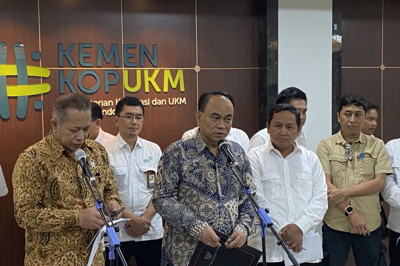 Menkop: Ini Ciri-Ciri Koperasi yang Tidak Perlu Pengawasan OJK