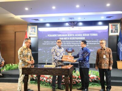 Pengaturan dan Pengawasan Aset Keuangan Digital Resmi Dialihkan ke OJK dan BI