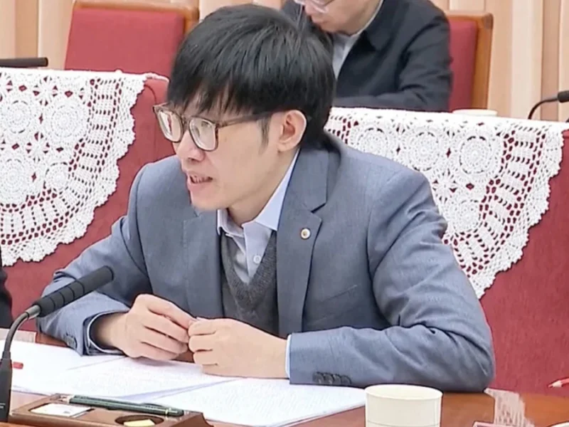 Liang Wenfeng, ‘Mastermind’ di Balik AI DeepSeek yang Siap Menyalip OpenAI