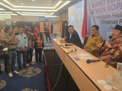 Nurdin Halid Serahkan Kepemimpinan Dekopin ke Jimly Asshiddiqie, Tegaskan Komitmen Mendukung