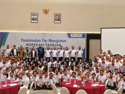 Pembekalan Top Manajemen Kopsyah BMI Melestarikan Nilai-Nilai Koperasi