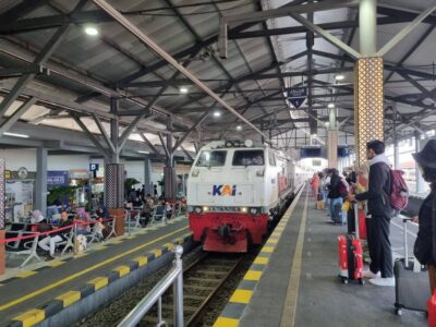 Tiket Kereta Jarak Jauh Makin Diburu Pemudik