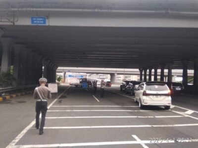 Ruas Jalan Layang  MBZ Kembali Berlakukan Buka Tutup Menuju Cikampek