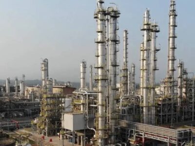 Chandra Asri Group dan Glencore Akuisisi Kepemilikan Shell di Singapore Energy and Chemicals Park