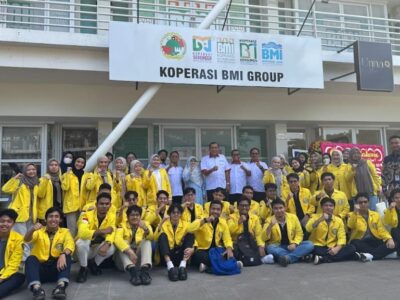 Mahasiswa FEB UI Pelajari Keuangan Mikro Syariah Langsung di Kopsyah BMI