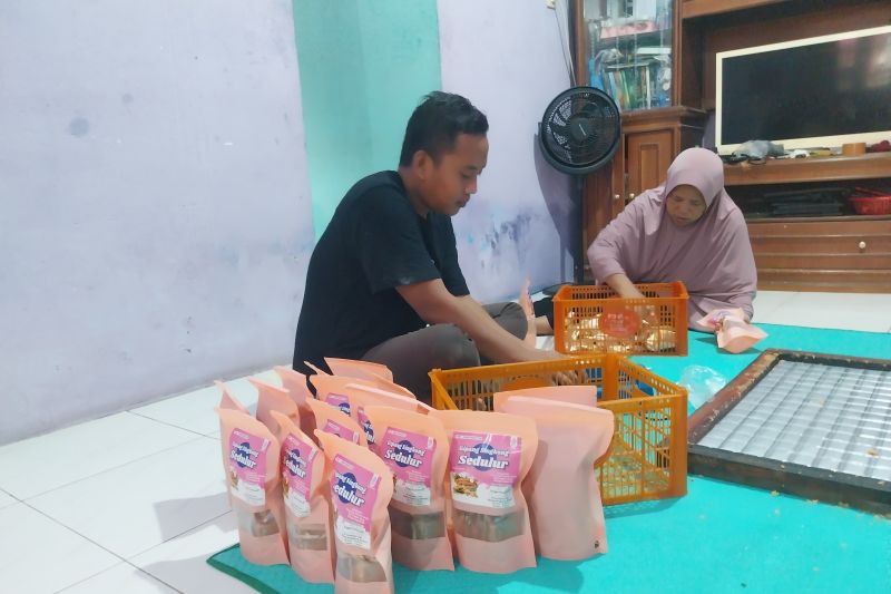 Inovasi Gipang Singkong Asal Cilegon Tembus Pasar Ekspor Berkat Media Sosial dan Jejaring PMI