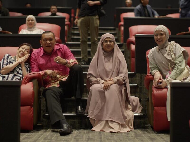 Film The Sun Gazer: Cinta dari Langit, Bikin Kambara Tak Kuasa Menahan Tangis