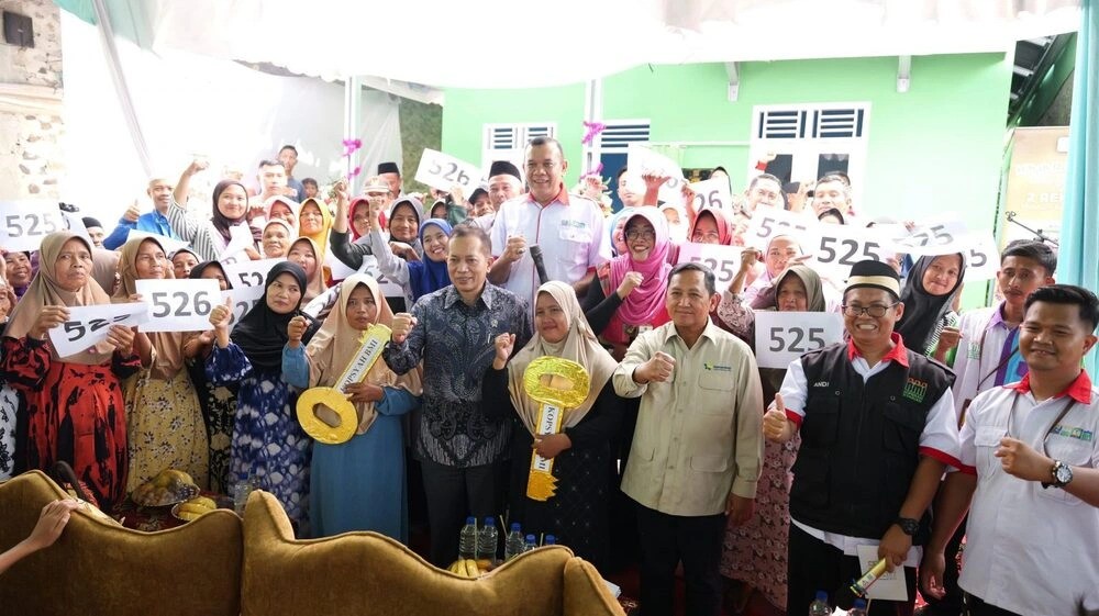 Wamenkop Serahkan Rumah Gratis ke-525 dan 526 dari Kopsyah BMI di Bogor, Ini Pesannya