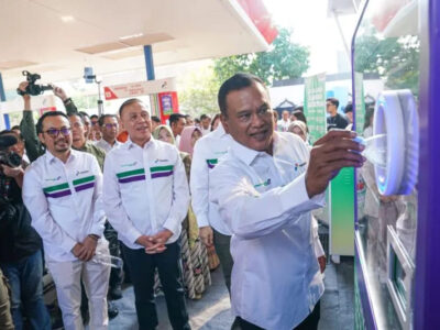 Tukar Jelantah dan Botol Plastik di SPBU
