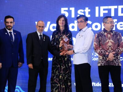 Menaker Soroti Dampak AI, Dorong Pelatihan Inklusif