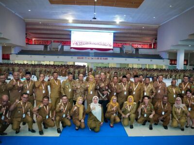 Menkop Ajak Kepala Daerah Fokus Tingkatkan Ekonomi Rakyat Lewat Kopdes/Kel Merah Putih