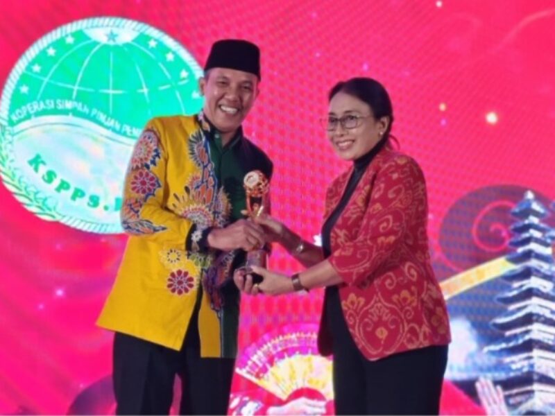 BMT NU Jatim Sabet Penghargaan Koperasi Terbaik Nasional 2025, Dorong Kolaborasi Bisnis