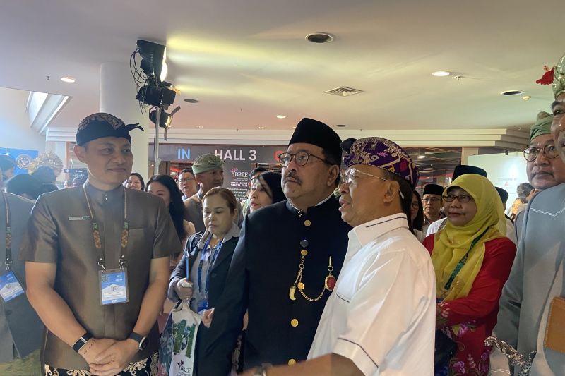 Gubernur Bali Minta Dukungan Rano Karno untuk Proyek Kereta di Pulau Dewata