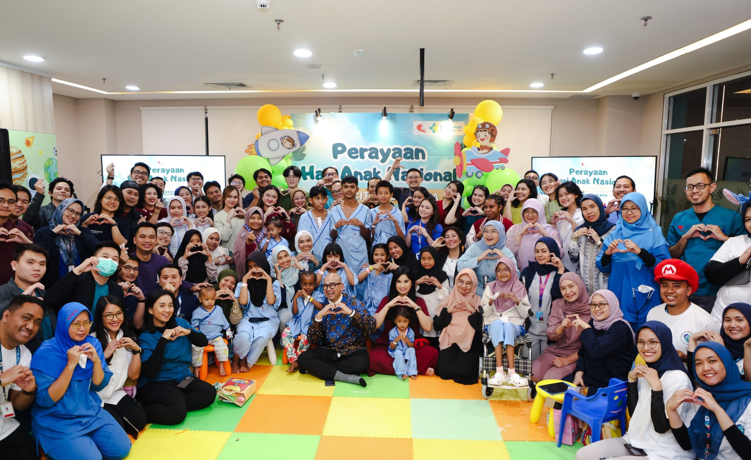 Yayasan Jantung Indonesia (YJI) menggelar kegiatan Heart At School di Rumah Pintar Cikeas.