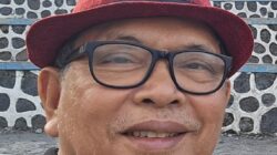 Irsyad Mochtar, Pemimpin Redaksi Majalah Peluang, penulis buku 100 Koperasi Beaar Indonesia