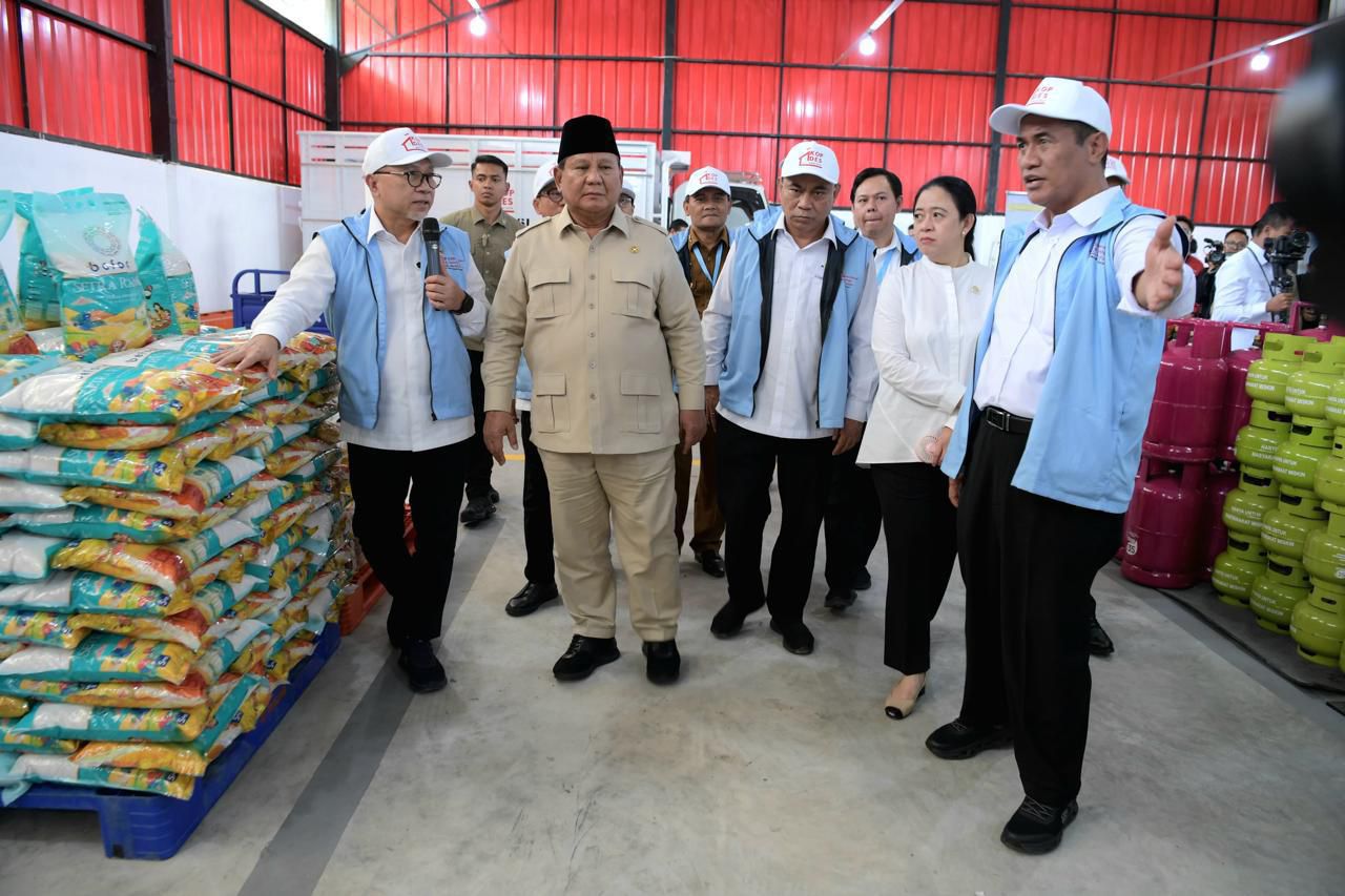 Presiden Prabowo Subianto meninjau Kopdes/Kel Merah Putih.