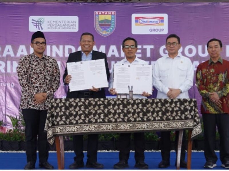 Kewirausahaan Mandiri dan Kemitraan Indomaret Group dan Kabupaten Batang* di Pendopo Kabupaten Batang, Jawa Tengah, Jumat (25/7).