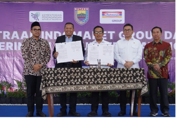 Kewirausahaan Mandiri dan Kemitraan Indomaret Group dan Kabupaten Batang* di Pendopo Kabupaten Batang, Jawa Tengah, Jumat (25/7).
