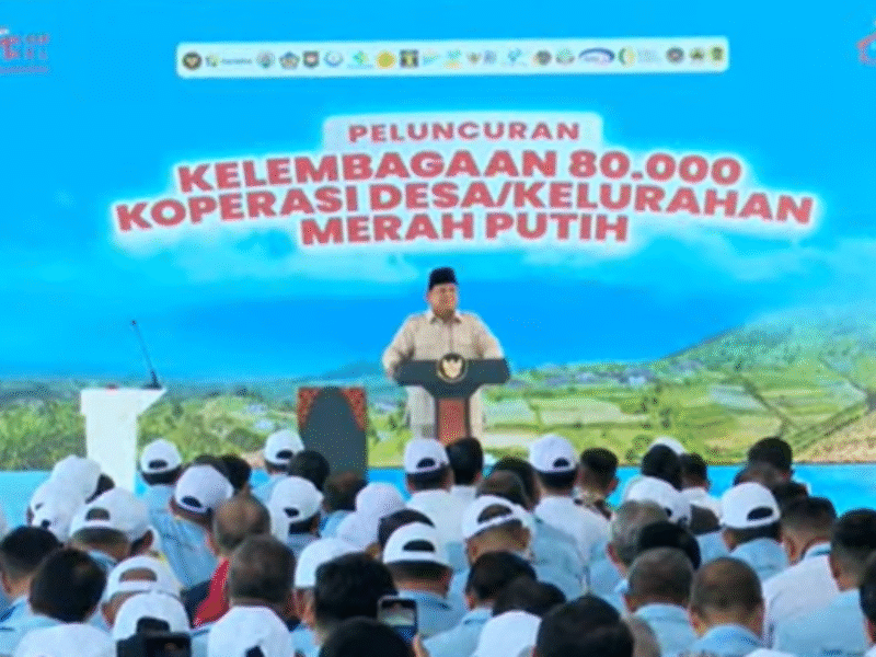 Presiden Prabowo Subianto berpidato di peluncuran Kelembagaan 80.000 Koperasi Desa/Kelurahan Merah Putih, di Klaten Jawa Tengah, (21/7/2025). Foto: tangkapan layar Youtube Sekretariat Presiden