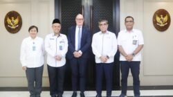 Menteri Ketenagakerjaan, Yassierli menerima kunjungan Duta Besar Austria untuk Indonesia, H.E. Thomas Loidl, di kantor Kemnaker, Jakarta, Rabu (9/7/2025). Foto: Kemnaker