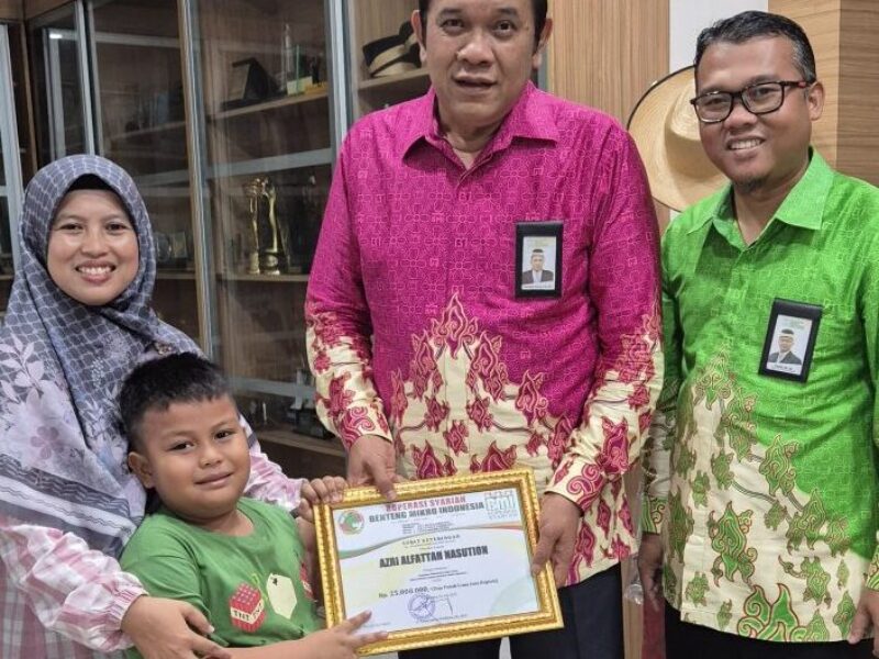 Janji yang Ditepati: Beasiswa Azri, Warisan Cinta Seorang Ayah dan Sahabat