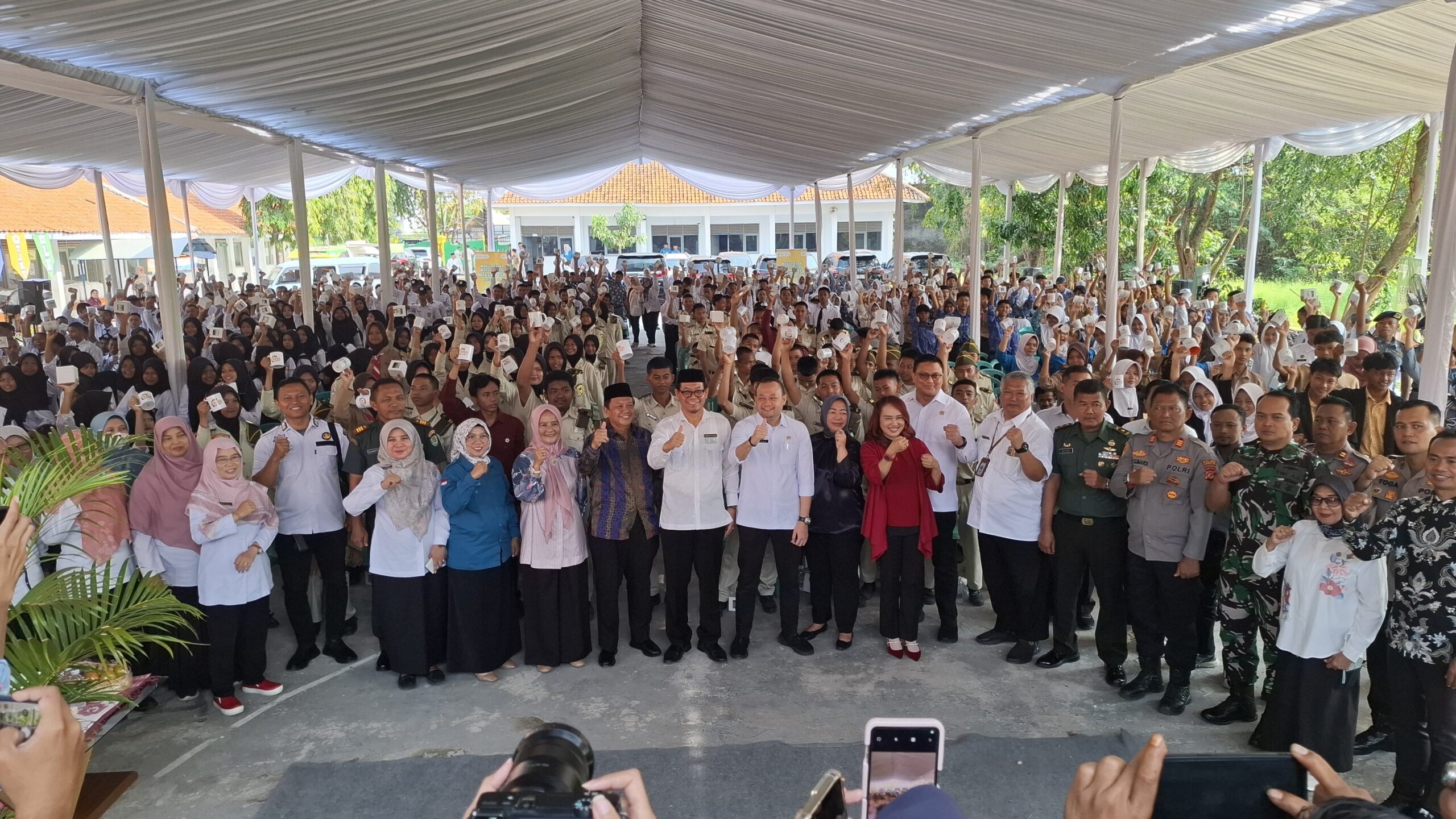 peningkatan literasi gizi di kalangan pelajar melalui program B2SA Goes to School (BGtS) yang digelar di SMK Presiden Delta, Kabupaten Cirebon