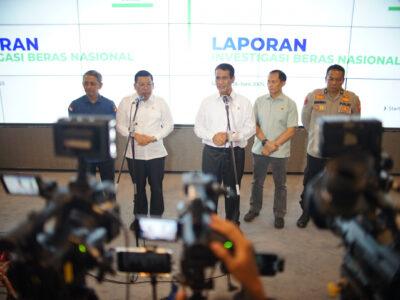 Mentan: Pengoplosan Beras Rugikan Konsumen dan Petani